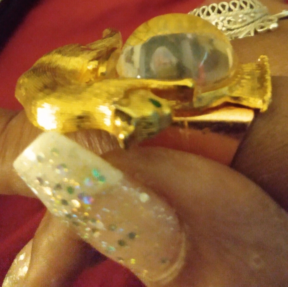 Ring - Picture 2 of 2